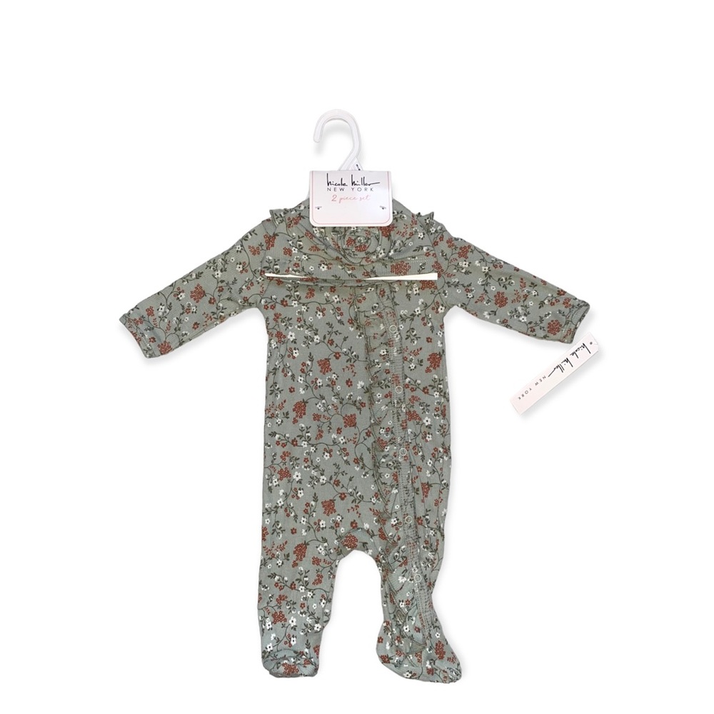 NWT Nicole Miller Baby Set